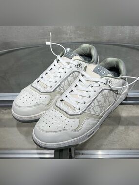 Dior Men's White and Light Gray Logo Low-Top Sneakers